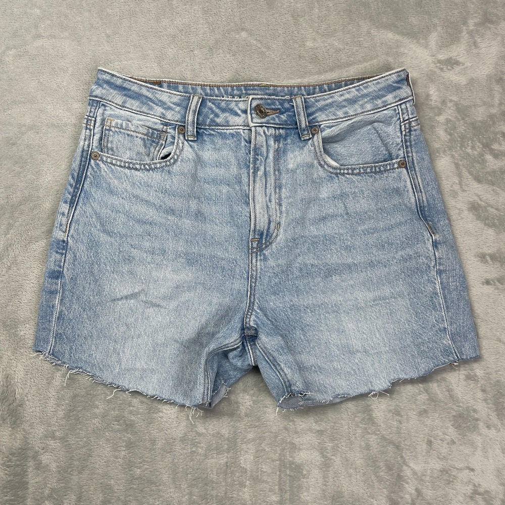 American Eagle Strigid Mom Jean Shorts Womens Size 6 Blue Denim Mid Rise Outdoor